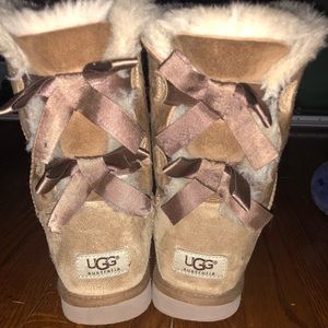 Bailey Bow Uggs